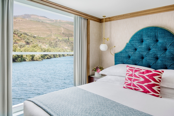 Uniworld SS Sao Gabriel - Grand Suite 3.jpg